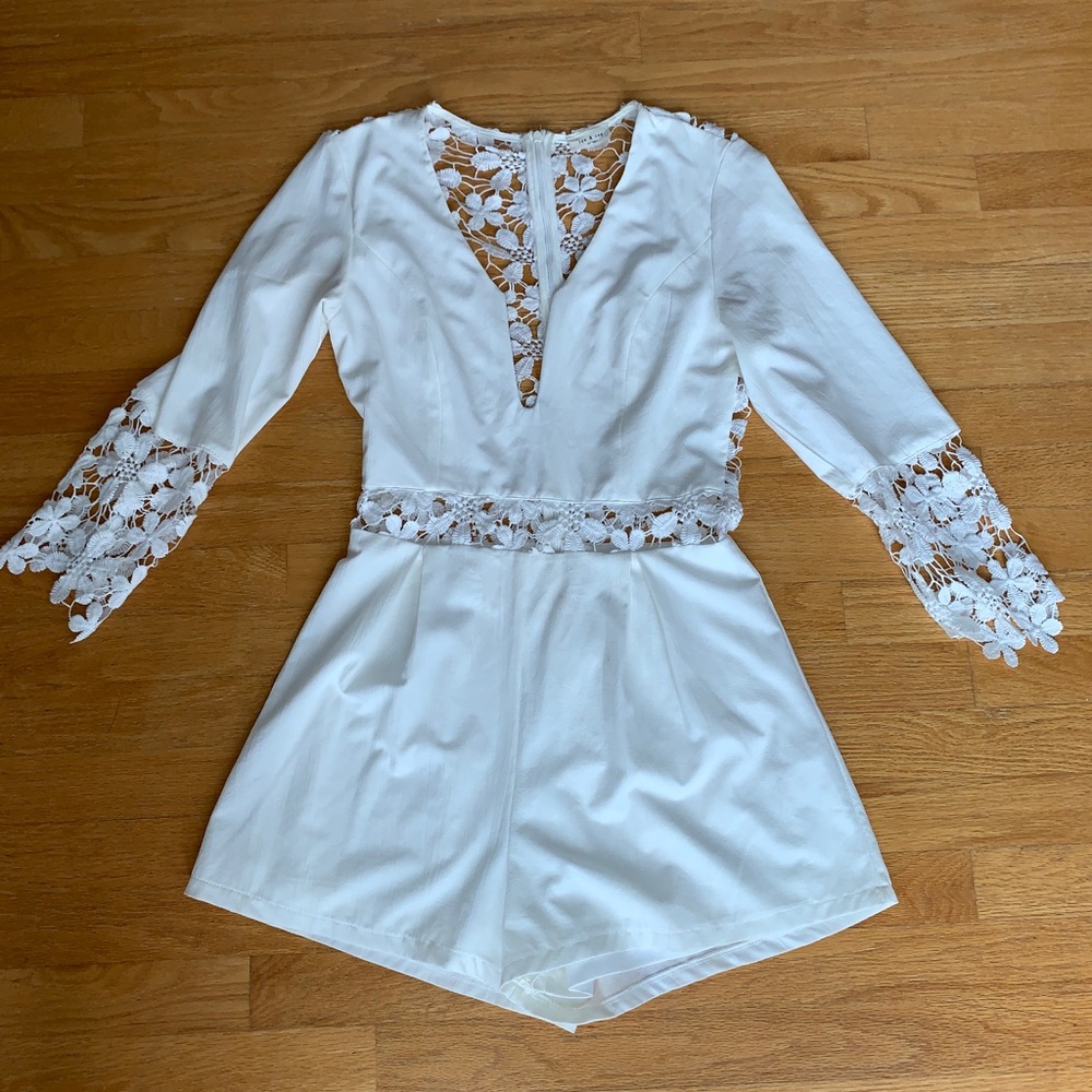 TEA & CUP lace romper